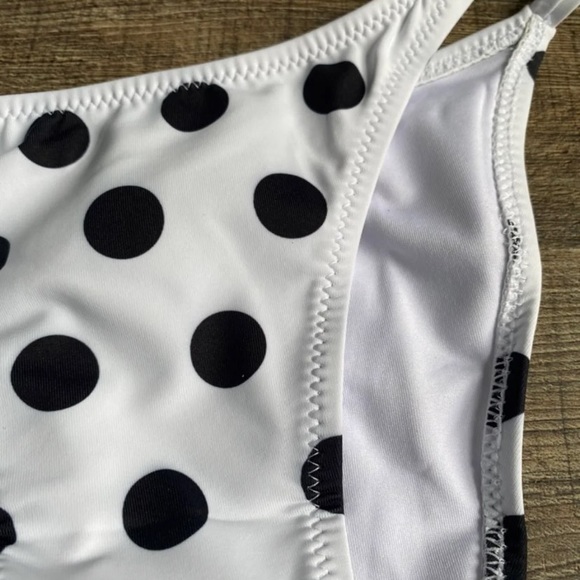 🌟 Cupshe Polka Dot Bikini set - Picture 11 of 11